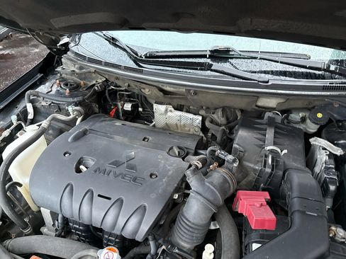 Used 2017 Mitsubishi Lancer LE image 18