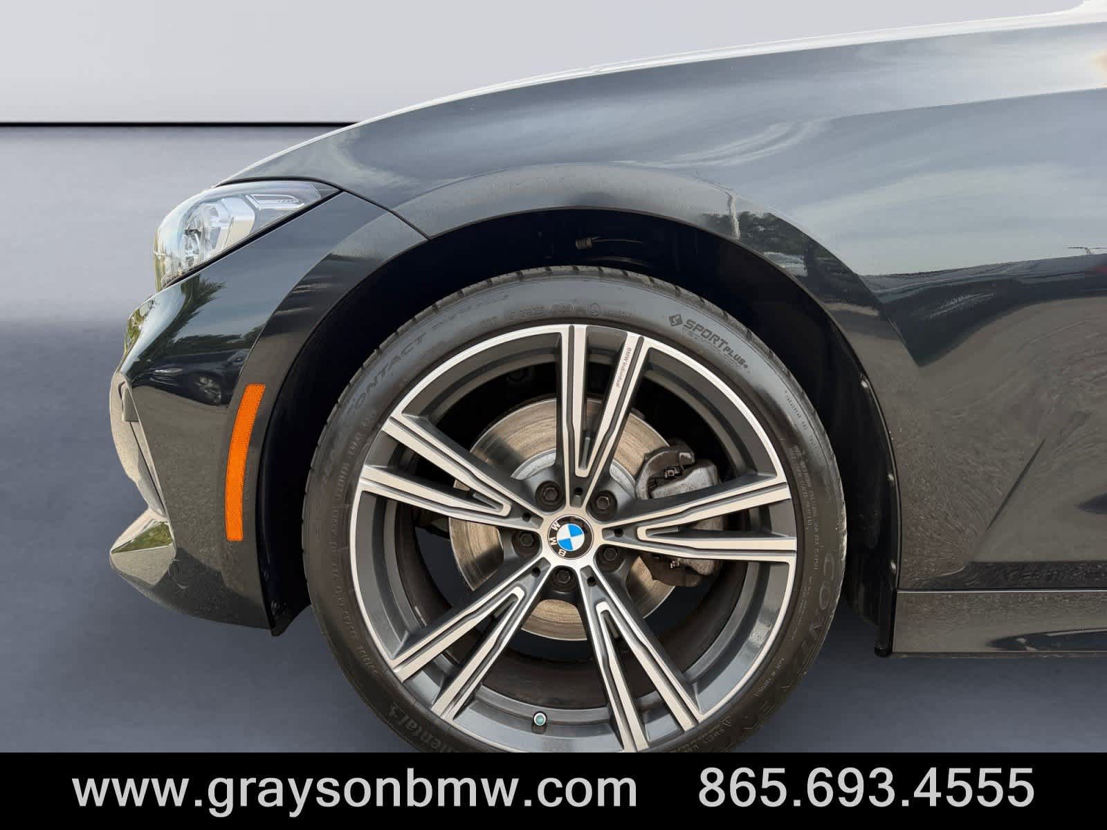 Used 2023 BMW 330i xDrive Sedan w/ Premium Package AWD/4WD image 9