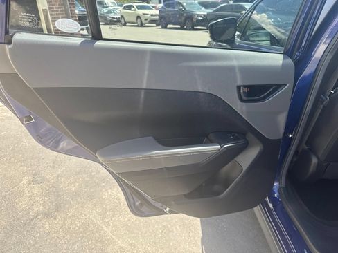 Used 2024 Subaru Crosstrek 2.5i Sport AWD/4WD image 16
