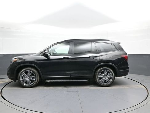 Certified 2022 Honda Pilot Sport image 9
