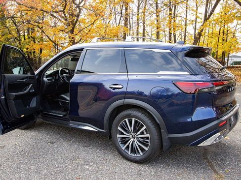 Used 2022 INFINITI QX60 Sensory w/ Cargo Package image 7