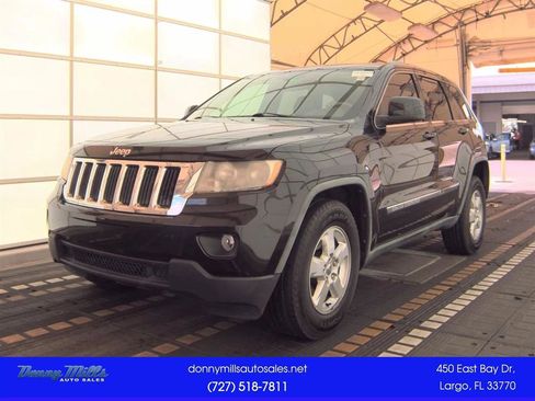 Used 2012 Jeep Grand Cherokee Laredo w/ Laredo E Group image 1