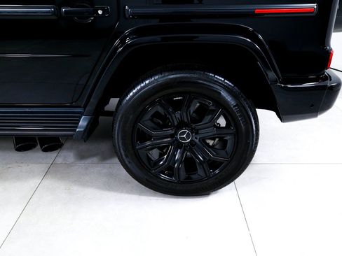 Used 2025 Mercedes-Benz G 63 AMG 4MATIC image 34
