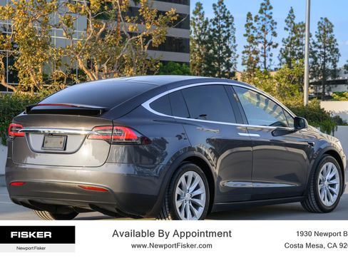 Used 2021 Tesla Model X Long Range AWD/4WD image 8