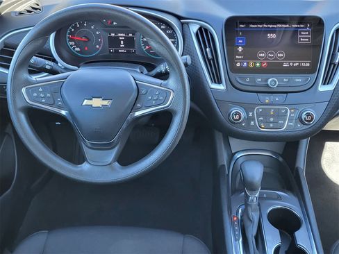 Used 2023 Chevrolet Malibu LT image 23
