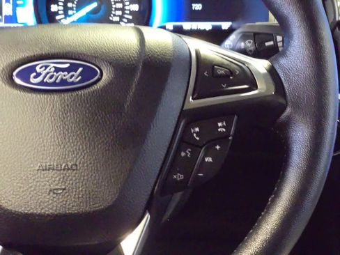 Used 2022 Ford Edge SEL w/ Convenience Package image 45