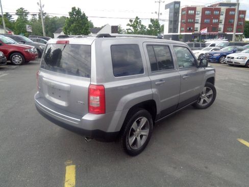 Used 2016 Jeep Patriot High Altitude AWD/4WD image 2