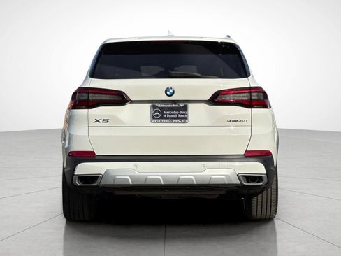 Used 2022 BMW X5 xDrive40i w/ Parking Assistance Package image 9