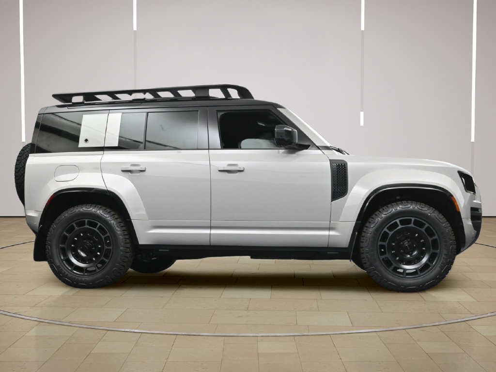 New 2026 Land Rover Defender 110 AWD/4WD image 27
