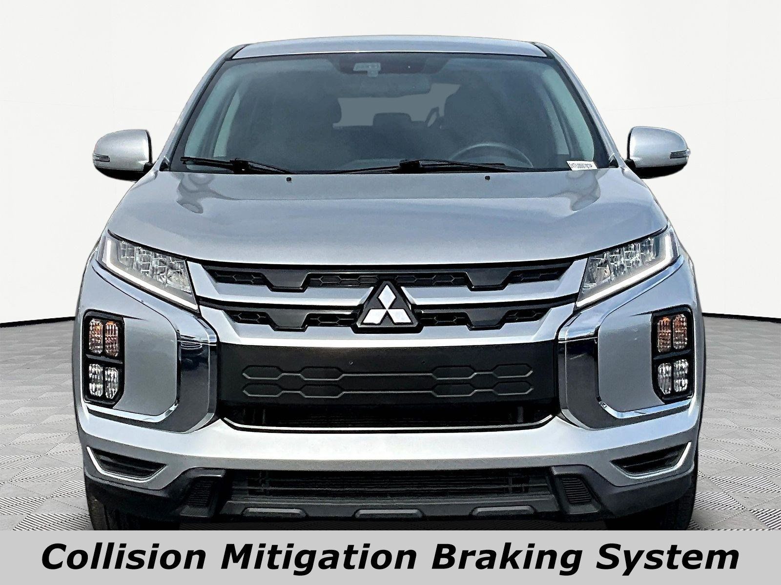 Used 2026 Mitsubishi Outlander Sport SE AWD/4WD image 2