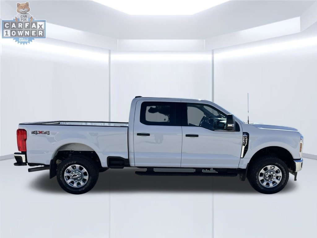 Used 2024 Ford F350 XLT AWD/4WD image 2