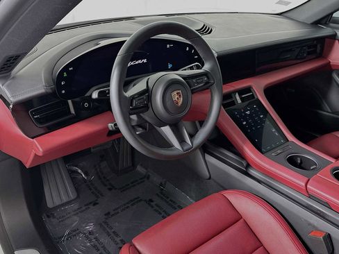 Certified 2023 Porsche Taycan 4S image 4