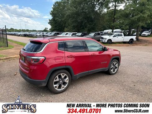 Used 2019 Jeep Compass Limited FWD image 7