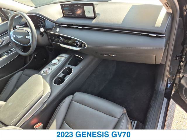 Used 2023 Genesis GV70 2.5T w/ Select Package AWD/4WD image 26