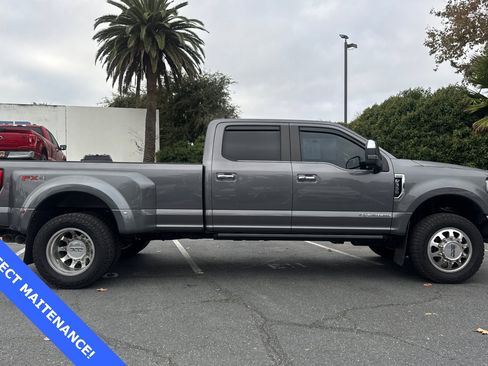 Certified 2021 Ford F350 Platinum image 3