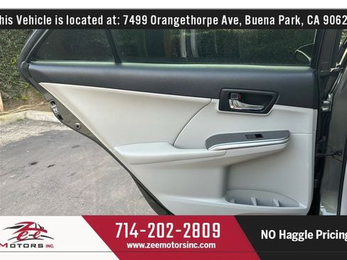 Used 2014 Toyota Camry XLE w/ Convenience Package image 40