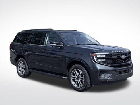 Used 2025 Ford Expedition Active AWD/4WD image 4