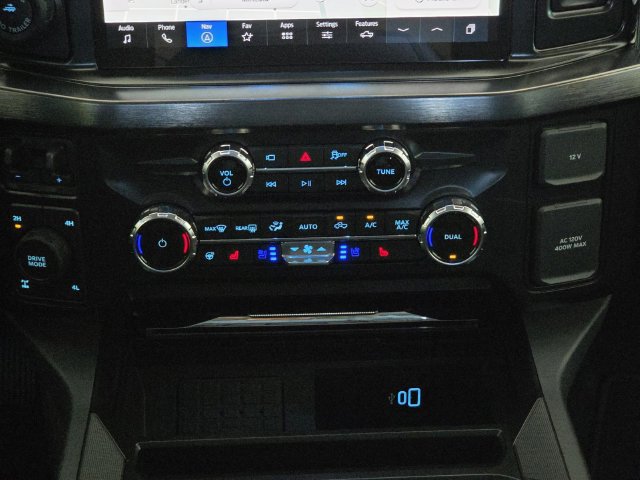 New 2027 Ford F350 Lariat w/ Black Appearance Package AWD/4WD image 15