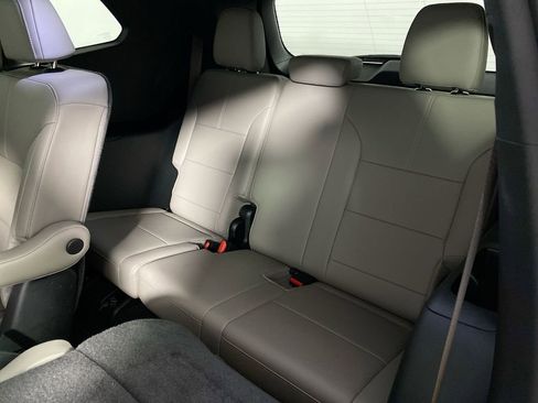 Used 2024 GMC Acadia Elevation w/ Trailering Package image 23