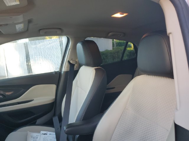 Certified 2018 Buick Encore Preferred FWD image 21
