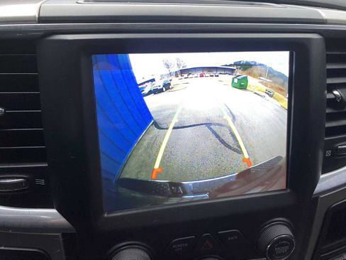 Used 2018 RAM 2500 Big Horn image 20