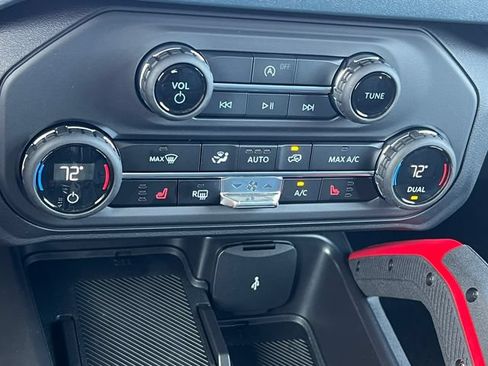 New 2026 Ford Bronco Heritage Edition AWD/4WD image 21