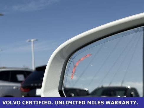 Certified 2025 Volvo V60 B5 Cross Country Plus image 11