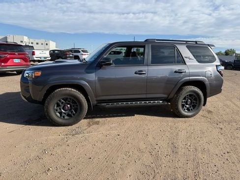 Used 2023 Toyota 4Runner TRD Off-Road Premium w/ Moonroof Package AWD/4WD image 2