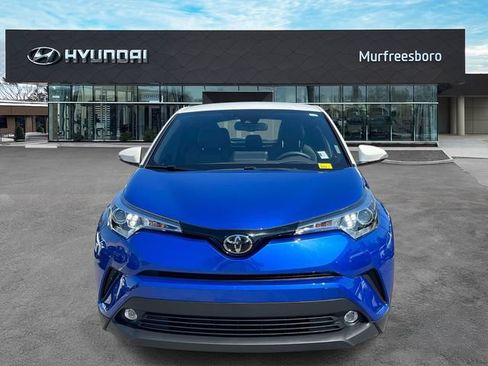 Used 2019 Toyota C-HR Limited FWD image 2