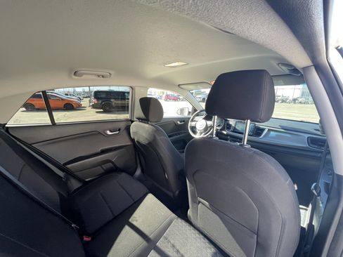 Used 2020 Kia Rio LX image 17
