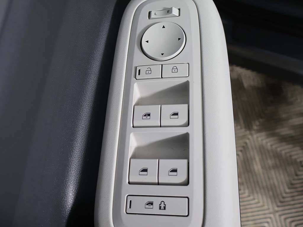 Certified 2024 Hyundai Santa Fe SE AWD/4WD image 35