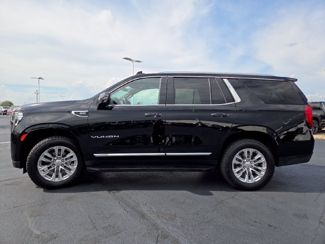 Used 2023 GMC Yukon SLT w/ SLT Luxury Package AWD/4WD image 16