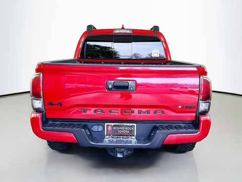 Used 2022 Toyota Tacoma TRD Off-Road image 6