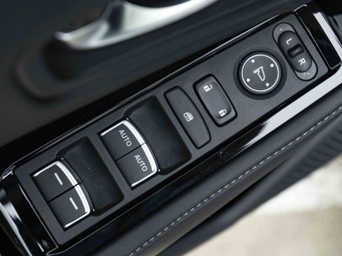 Used 2023 Honda Accord Touring image 38
