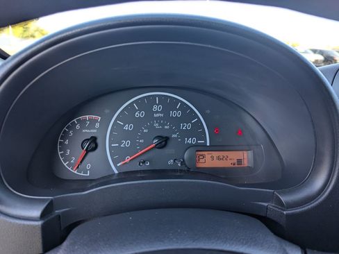 Used 2018 Nissan Versa S Plus image 30