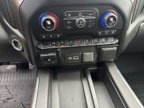 Used 2021 Chevrolet Silverado 1500 High Country w/ Z71 Off-Road Package image 23