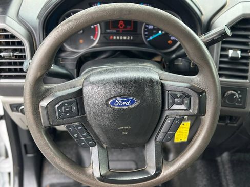Used 2018 Ford F250 XL w/ Power Equipment Group AWD/4WD image 4