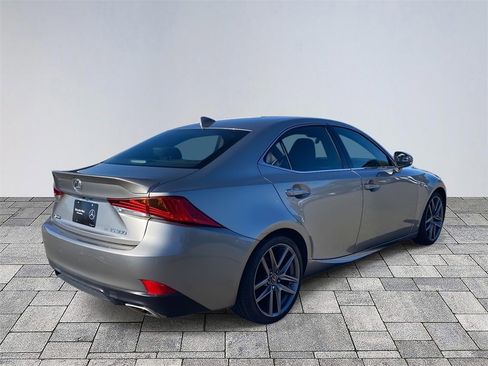 Used 2019 Lexus IS 300 AWD image 7