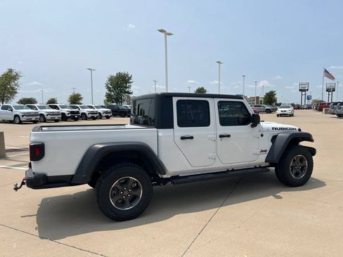 Used 2023 Jeep Gladiator Rubicon w/ Cold Weather Group AWD/4WD image 5