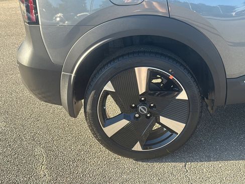 New 2026 Nissan Kicks SR image 17