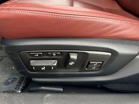 Used 2015 Lexus GS 350 w/ F Sport Package RWD image 36