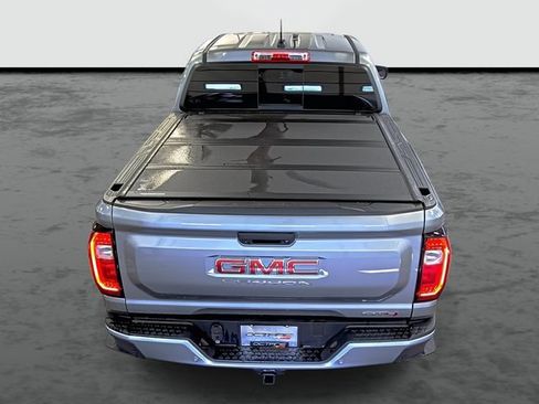 Used 2025 GMC Canyon AT4 w/ Technology Plus Package AWD/4WD image 3