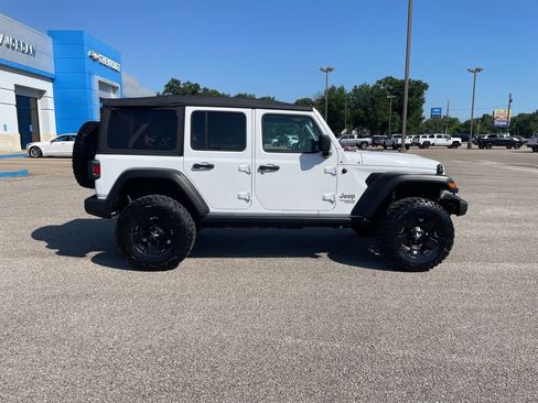 Used 2019 Jeep Wrangler Unlimited Sport S AWD/4WD image 6