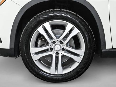 Used 2016 Mercedes-Benz GLA 250 4MATIC image 26