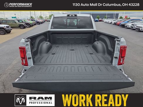 New 2026 RAM 3500 Laramie AWD/4WD image 7