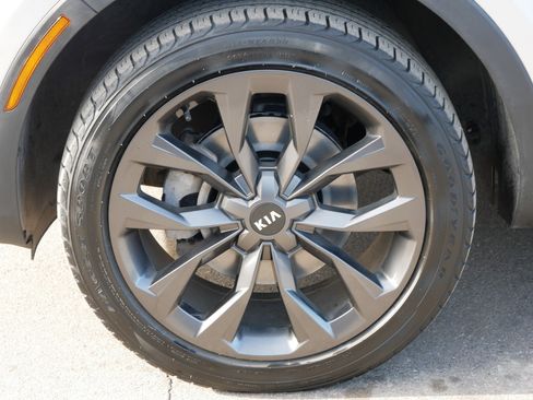 Certified 2021 Kia Sorento SX Prestige image 15