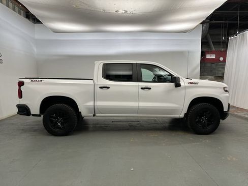 Used 2019 Chevrolet Silverado 1500 LT Trail Boss AWD/4WD image 10