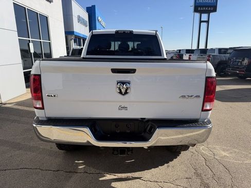 Used 2018 RAM 2500 SLT w/ Luxury Group image 4