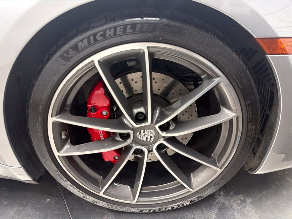 Used 2023 Porsche 911 Carrera GTS RWD image 12