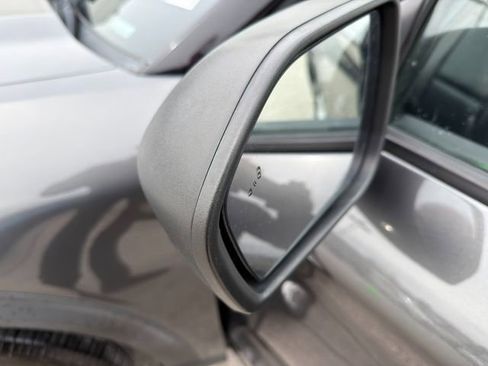 Used 2020 Ford Explorer XLT w/ Equipment Group 202A image 22